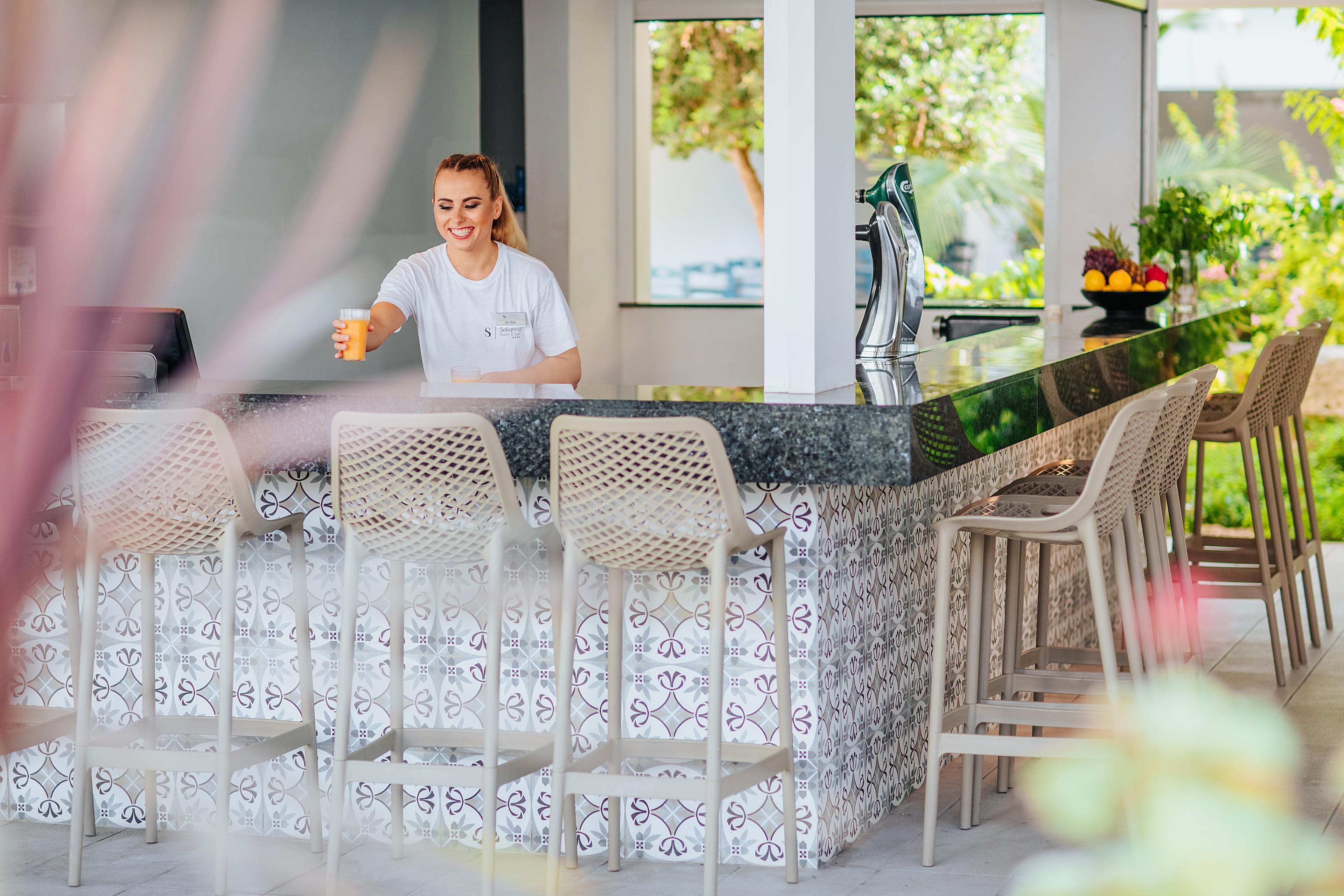 Sofianna Hotel Apartments Paphos ภายนอก รูปภาพ
