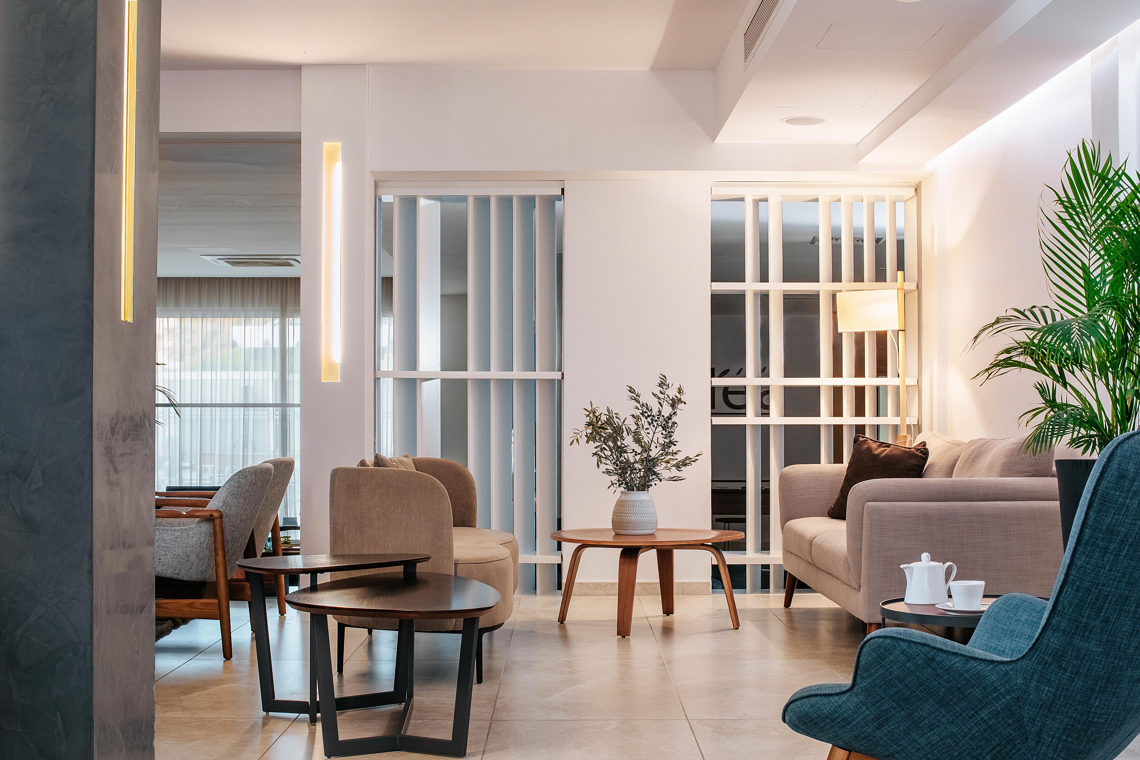 Sofianna Hotel Apartments Paphos ภายนอก รูปภาพ
