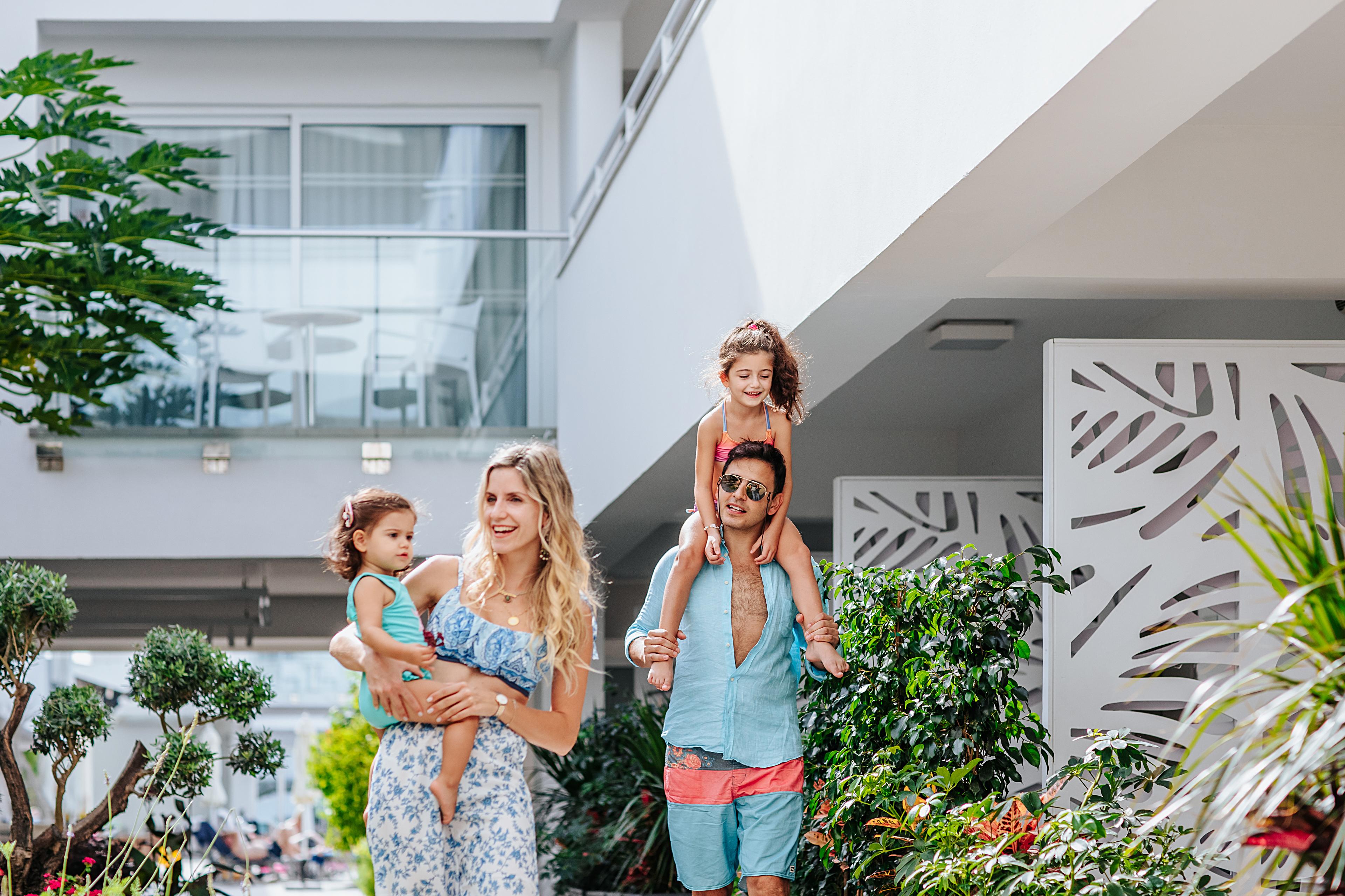Sofianna Hotel Apartments Paphos ภายนอก รูปภาพ